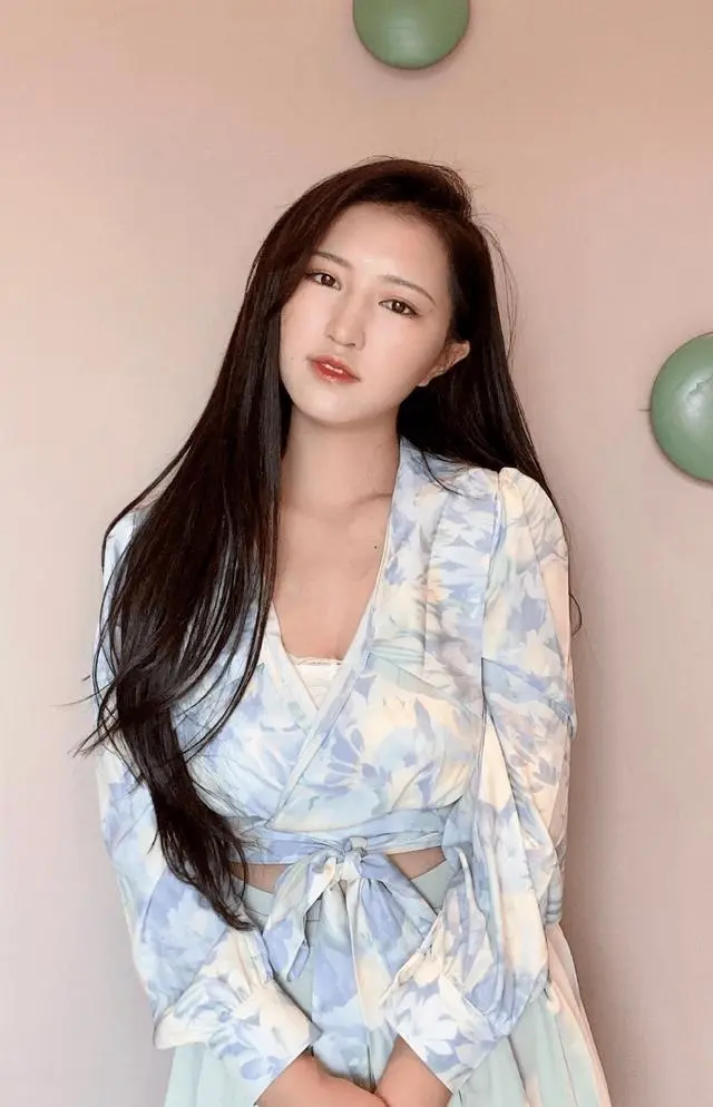 《沈樵》电影全集原版视频高清HD在线观看-沈樵电视剧全集高清中文字幕百度夸克网盘资源-沈樵短剧高清无广告免费下载