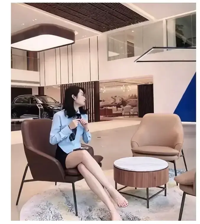 佳木斯新玛特迪桑特女销售事件完整现场视频在线观看-迪桑特导购事件完整版免费播放-后续结果意想不到